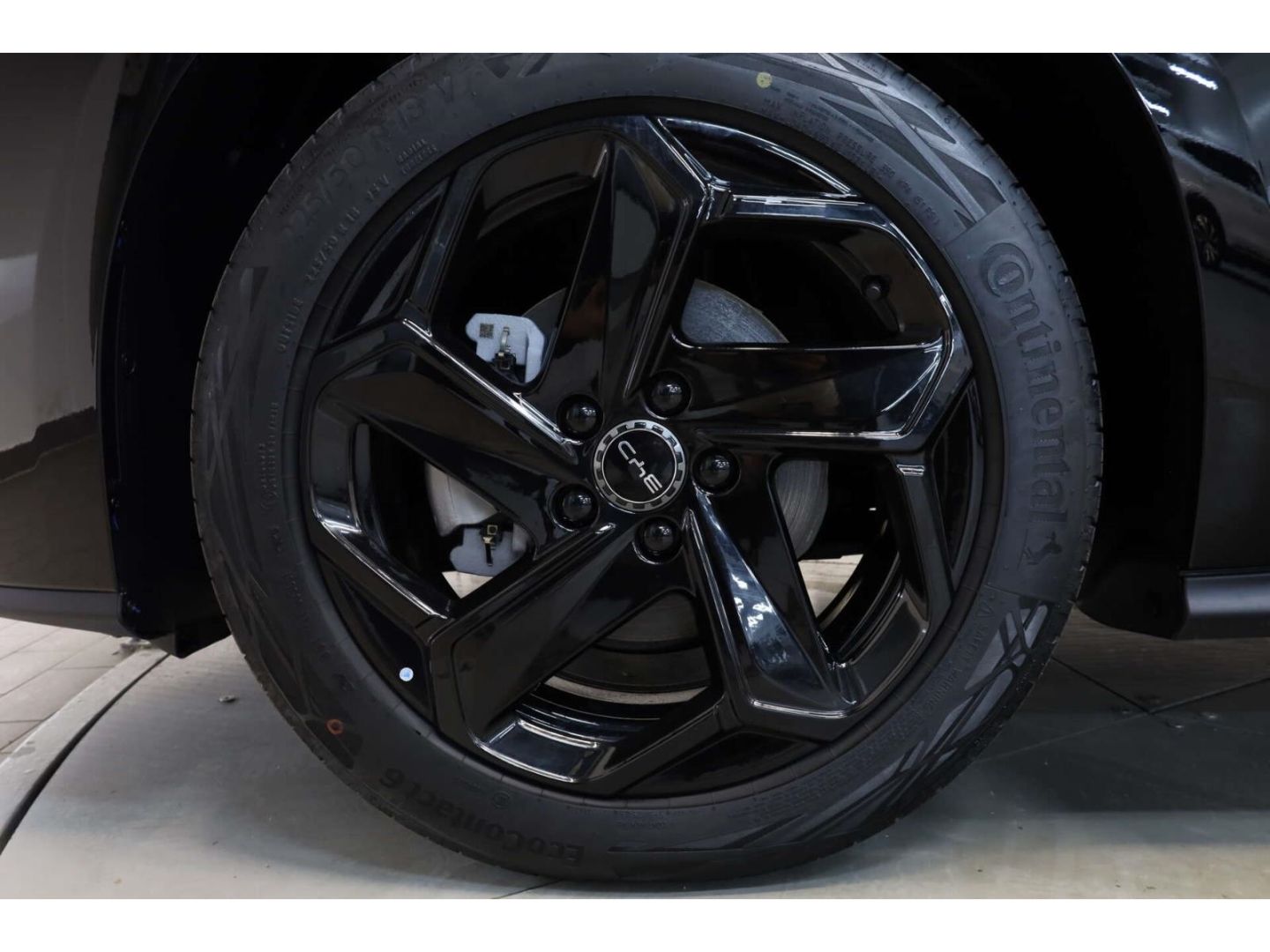 BYD SEAL 6