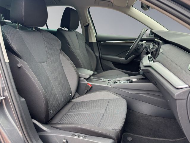 Octavia Combi 2.0 TDI DPF Style DSG ACC HUD LED