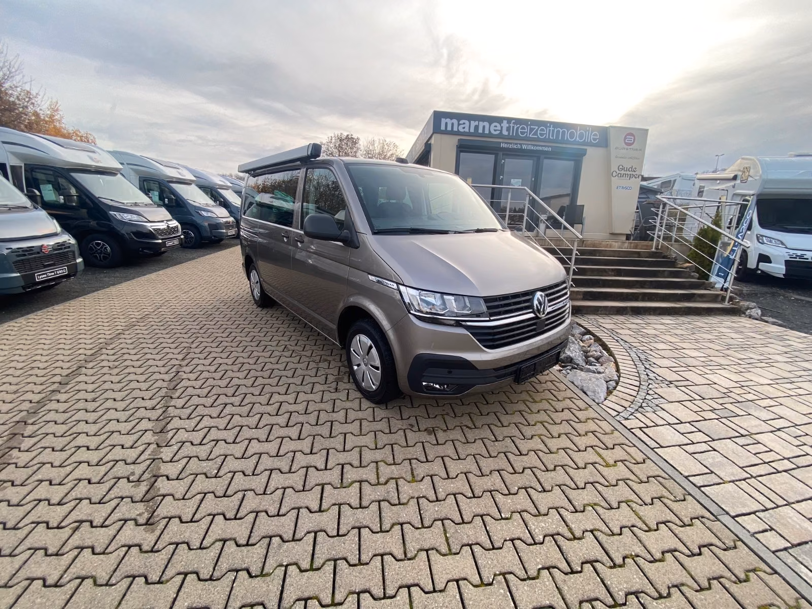 Volkswagen T6 Multivan 6.1 Trendline *Camping*Markise*Navi*, миниатюра 2