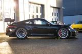 Porsche 911 GT2 RS MR (Manthey Racing) - Porsche: 911 Gt2rs
