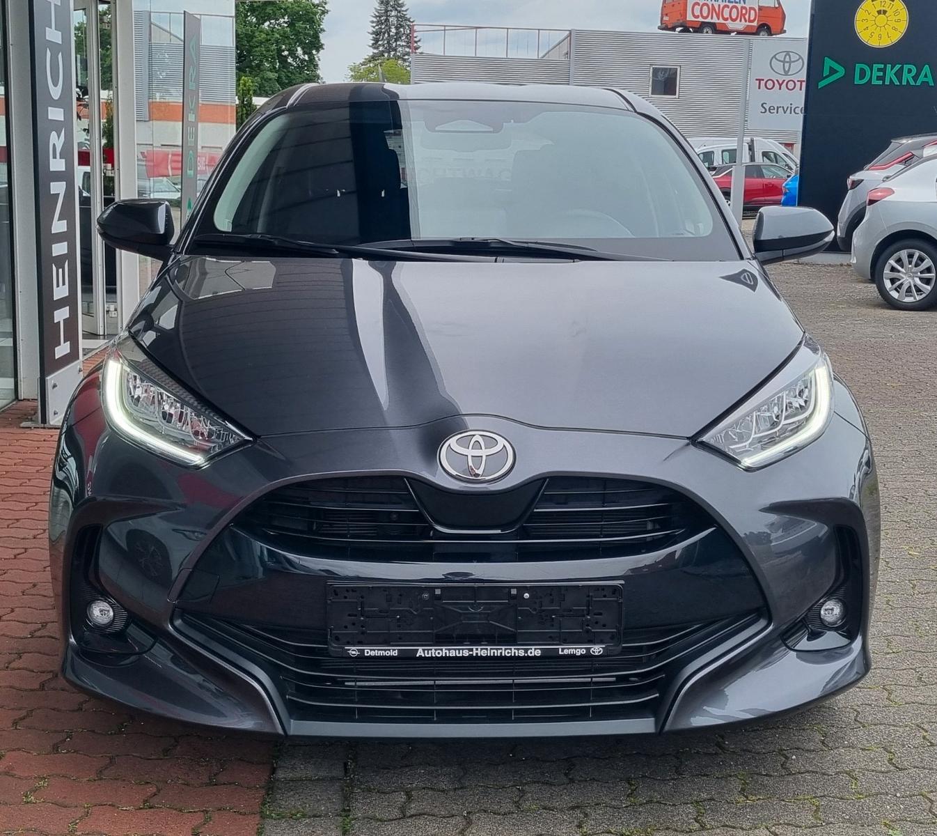 Toyota Yaris Hybrid Teamplayer
