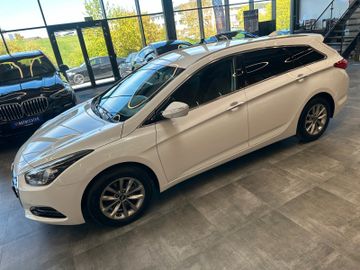Hyundai i40 cw blue Trend *Navi*AHK*Klima*