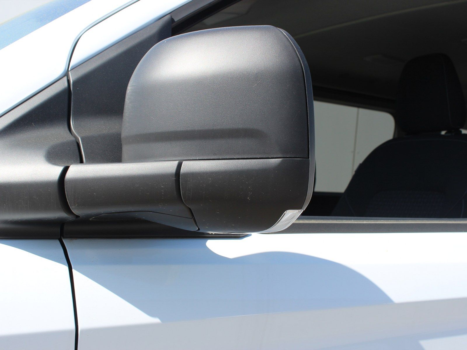 Fahrzeugabbildung Ford Transit Custom 320 L1 FWD Trend