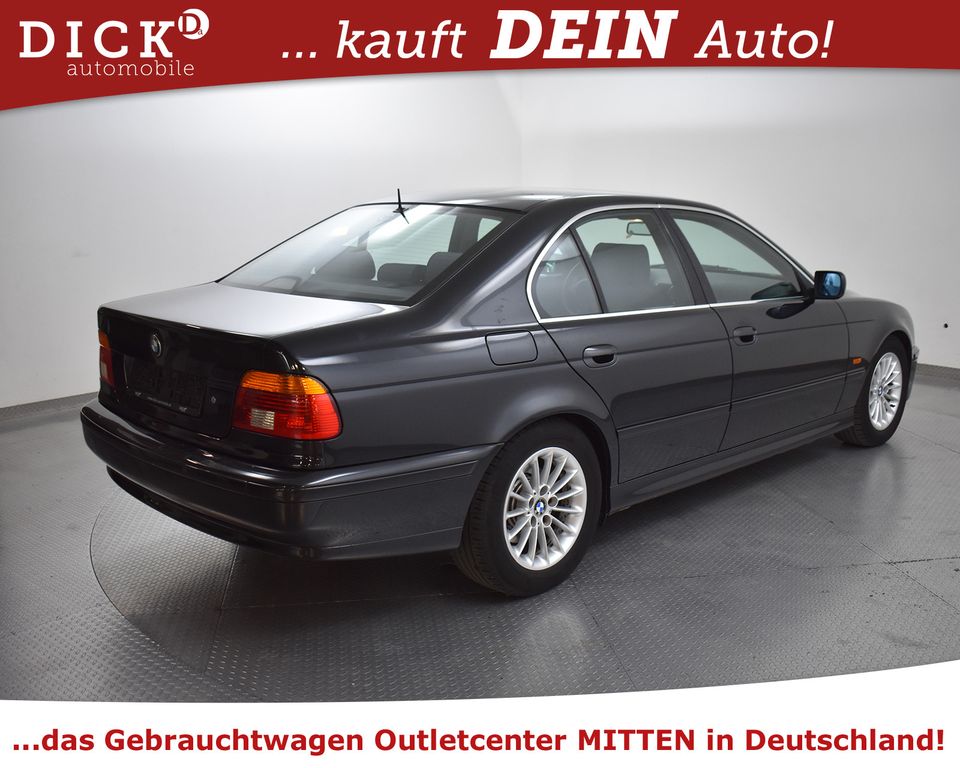 BMW 530 i Aut. GEPFLEGT >M SPORTF.+XEN+PDC+HIFI+TEMP