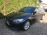 BMW SOFTCLOSE, AdaptivLED, M-Paket  - schwarze BMW 530 Gran Turismo