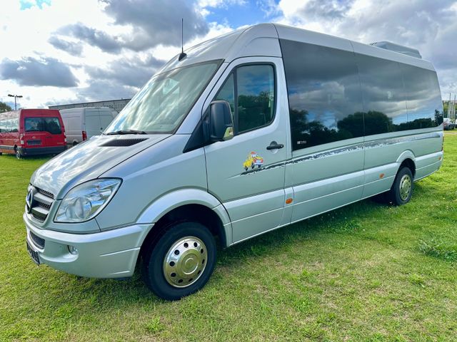 Mercedes-Benz Sprinter II 20 Sitzer Dachklima