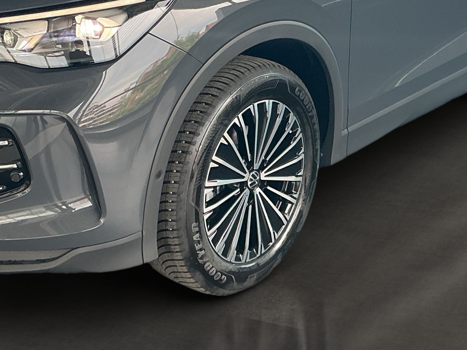 Volkswagen Tiguan - Bild 7