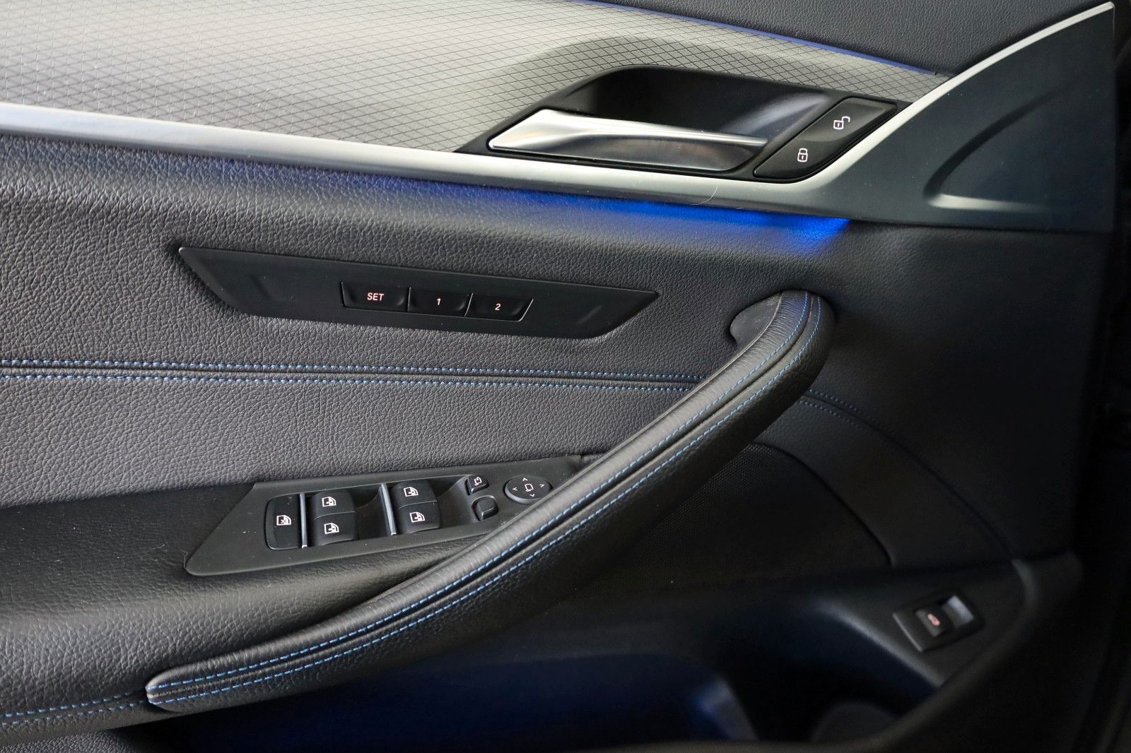 Fahrzeugabbildung BMW 530d xDrive Touring M Sport PanDach,HUD,el.AHK