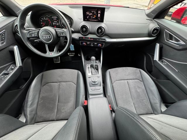 Q2 S-Line 2.0 TFSI quattro S-tronic ACC/DCC/PANO
