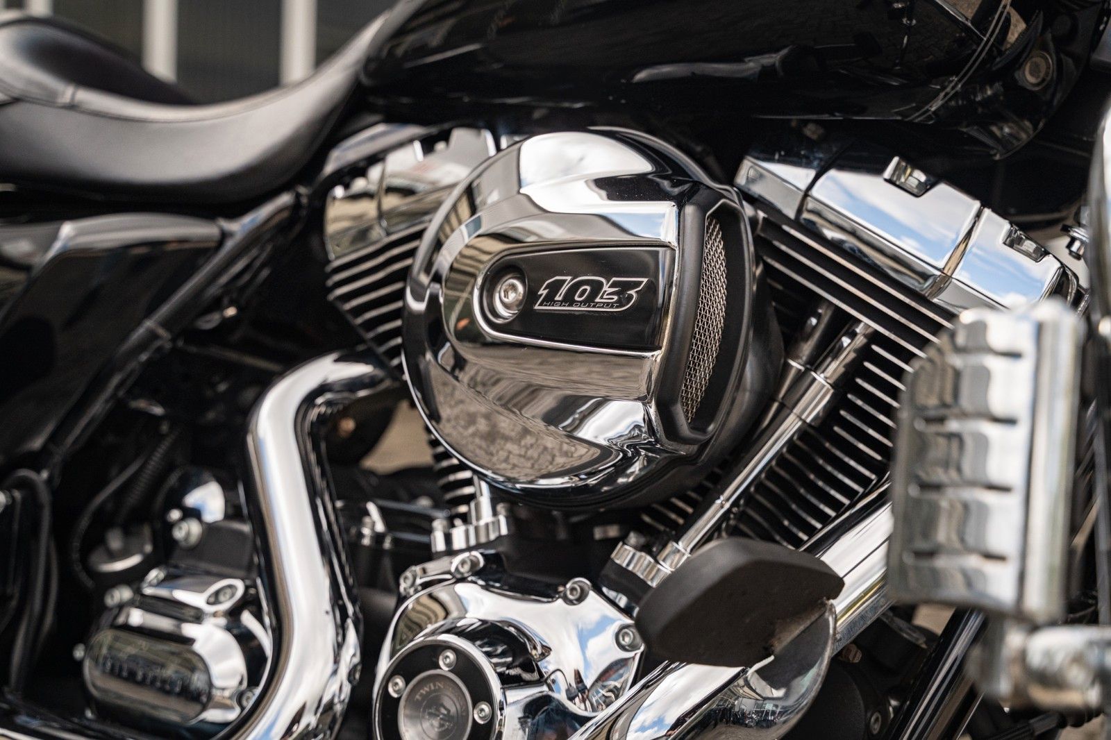 Fahrzeugabbildung Harley-Davidson FLHRC Road King Classic 103 CUI - PENZL  AUSPUFF