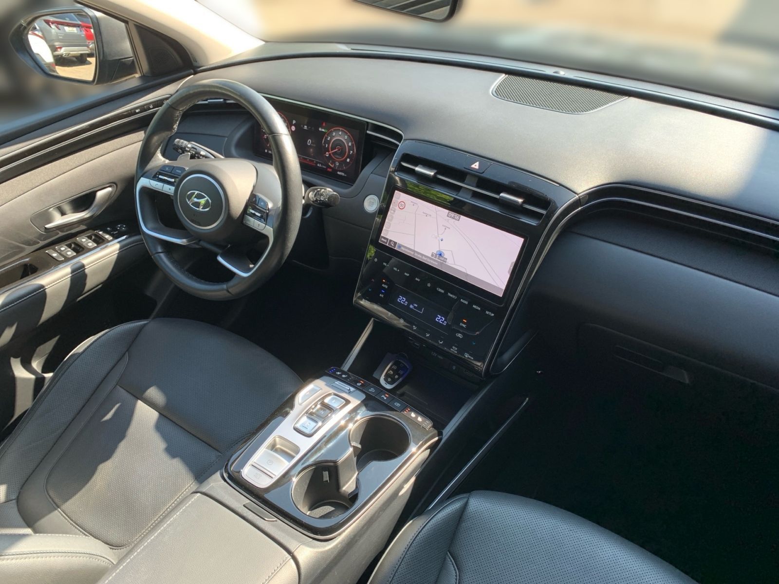 Fahrzeugabbildung Hyundai TUCSON 1.6 T-GDI Prime Hybrid Assi ECS Leder