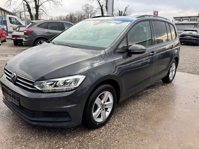 Volkswagen Touran Comfortline Navi AHK LED PDC