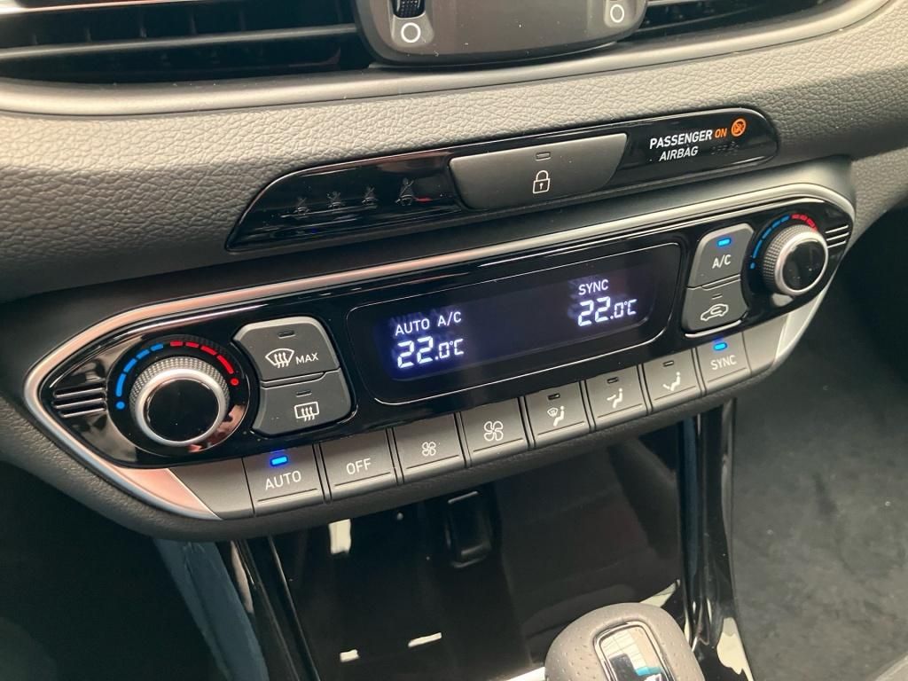 Fahrzeugabbildung Hyundai i30 Kombi 1.5 T-GDI 7-DCT N-Line Pano 2xKlima