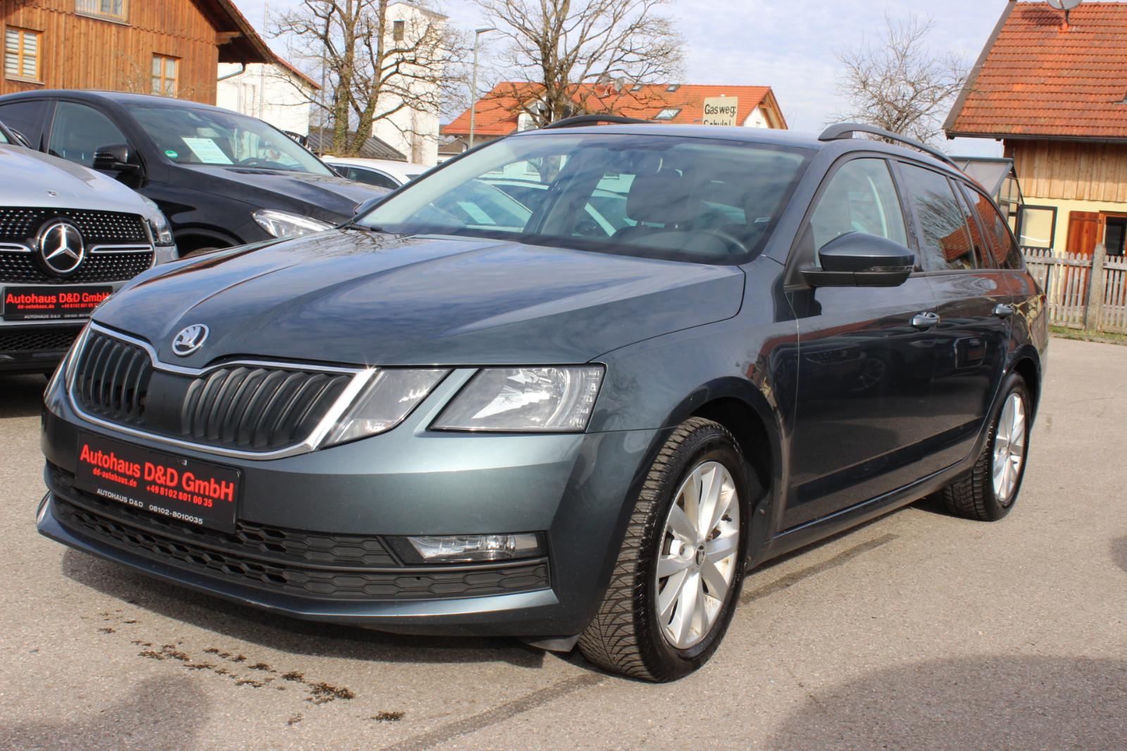 Skoda Octavia Combi Tour AHK