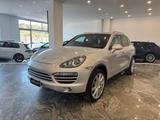 Porsche Cayenne 3.0 Diesel - Porsche Cayenne aus 2010 mit Diesel-Antrieb