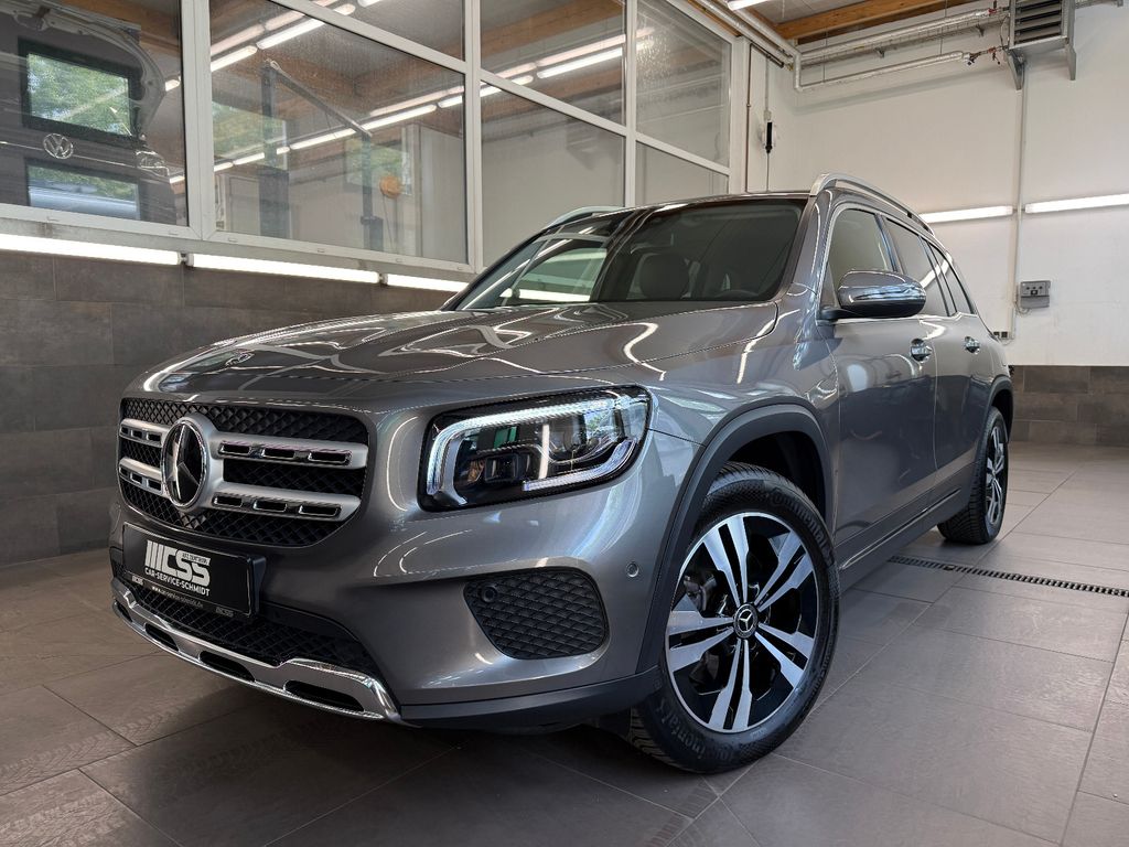 Image of Mercedes-Benz GLB 200