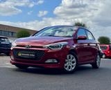 Hyundai i20*3.Hand*Erst 100 Tkm*Navi*Klima*Sitzh*Tempo* - Hyundai i20: Automatik