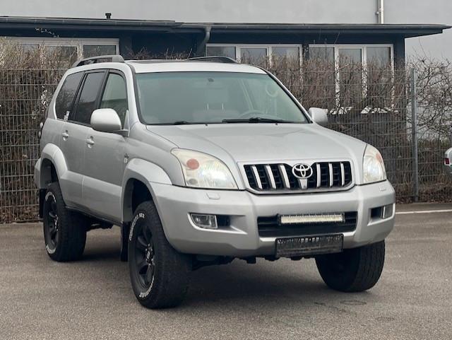 Toyota Land Cruiser 3.0 D-4D Executive Off-road