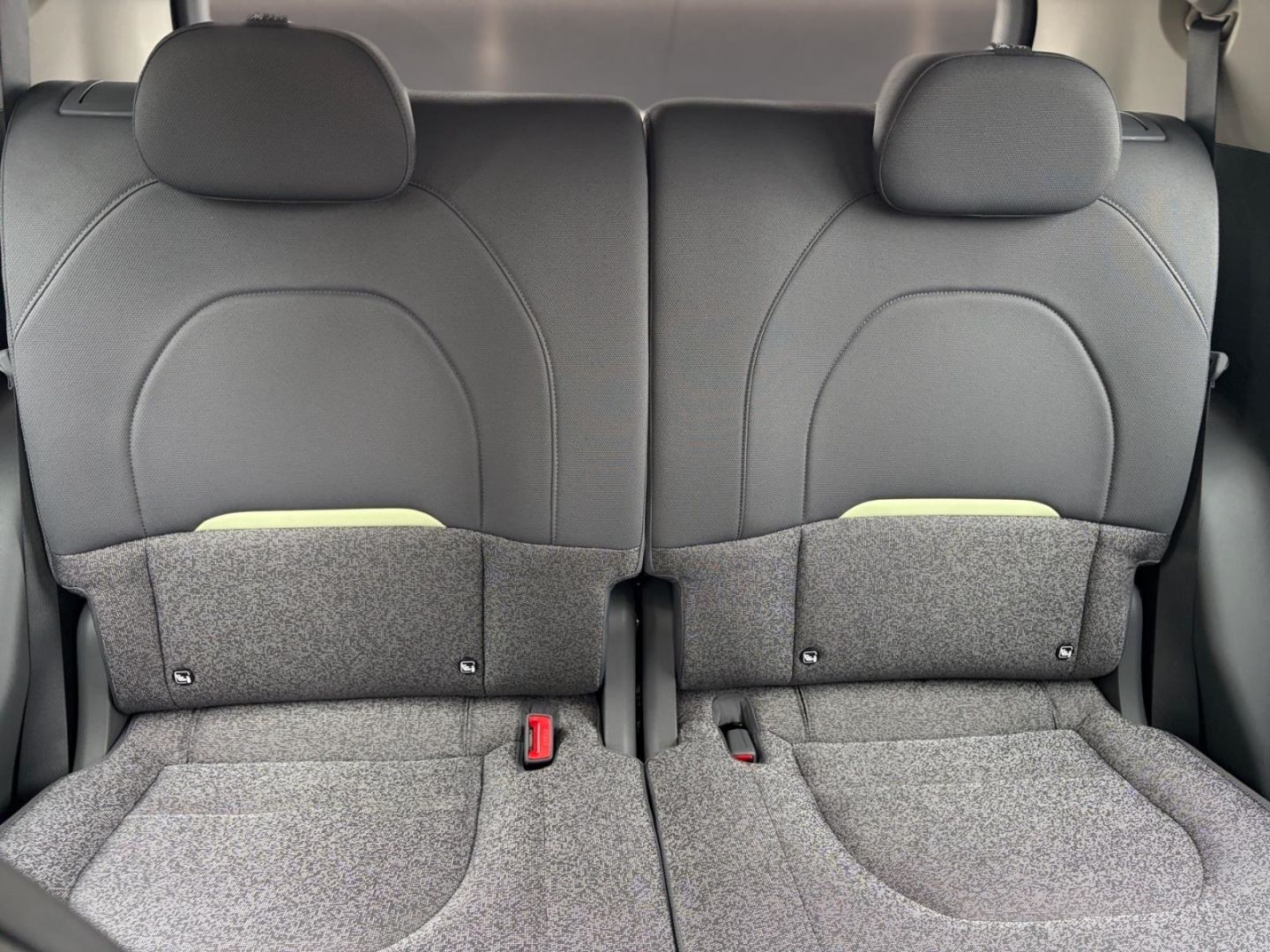 Fahrzeugabbildung Kia EV2 Earth, DriveWisePark+WinterConnect+Technolog