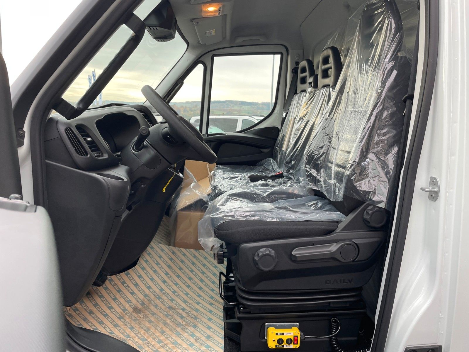 Fahrzeugabbildung Iveco Daily 35C14 A8 *R3.450mm*Automatik* 7x vorhanden