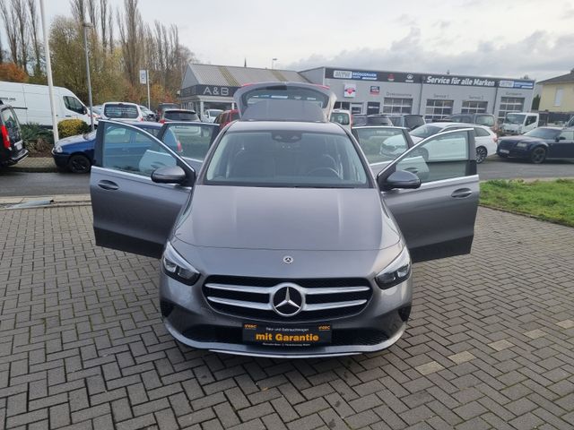 Mercedes-Benz B 200  JUNGSTERNE GARANTIE,NAVI,KAMERA,SHZ,PDC