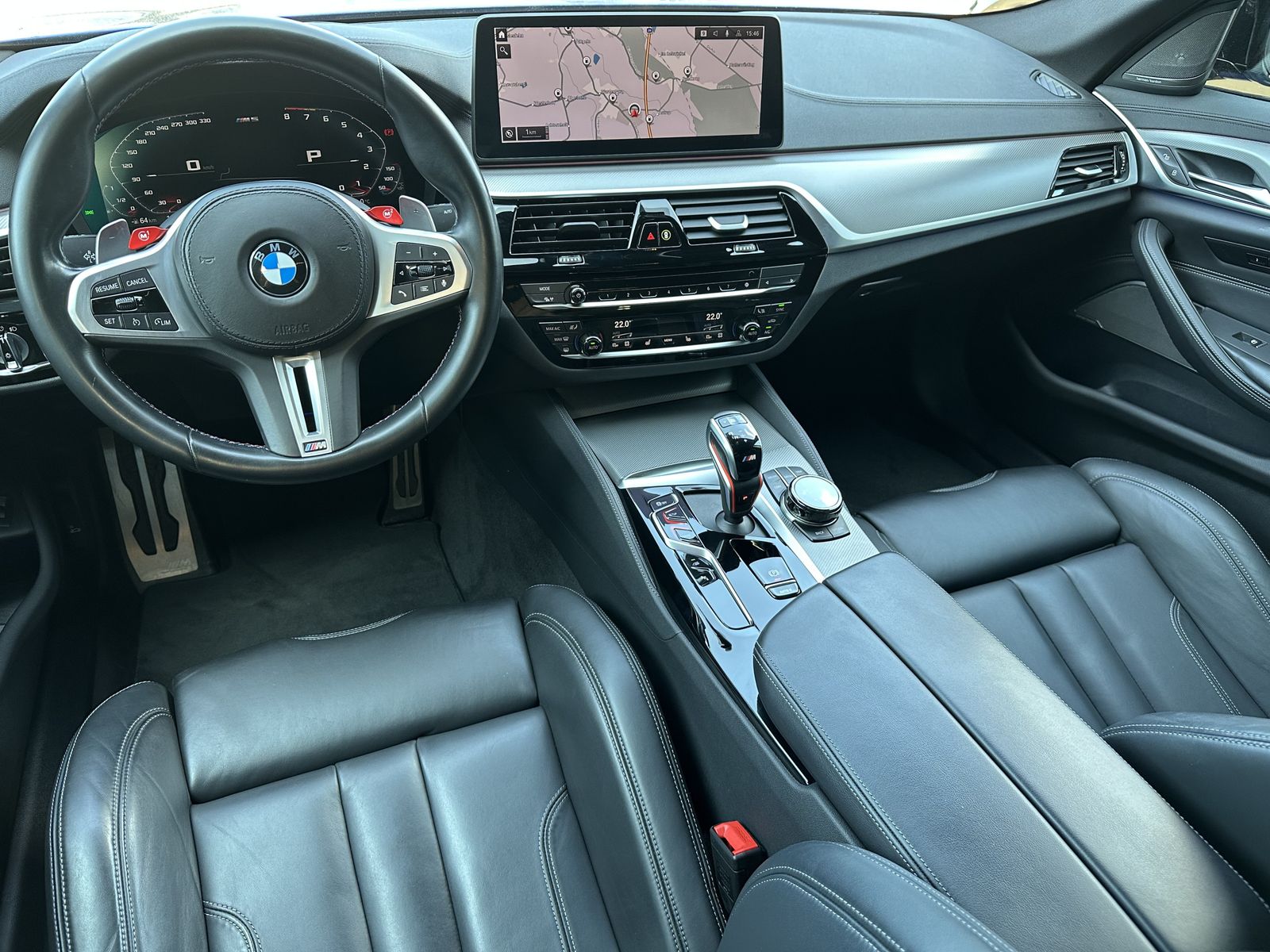 Fahrzeugabbildung BMW M5 Competition NAV+LED+KERAMIK+KAMERA+20ZOLL+1HD