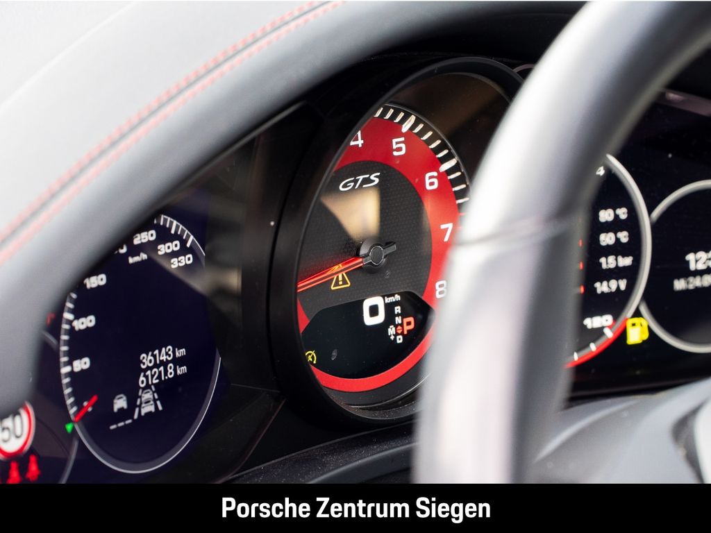 Porsche Panamera GTS