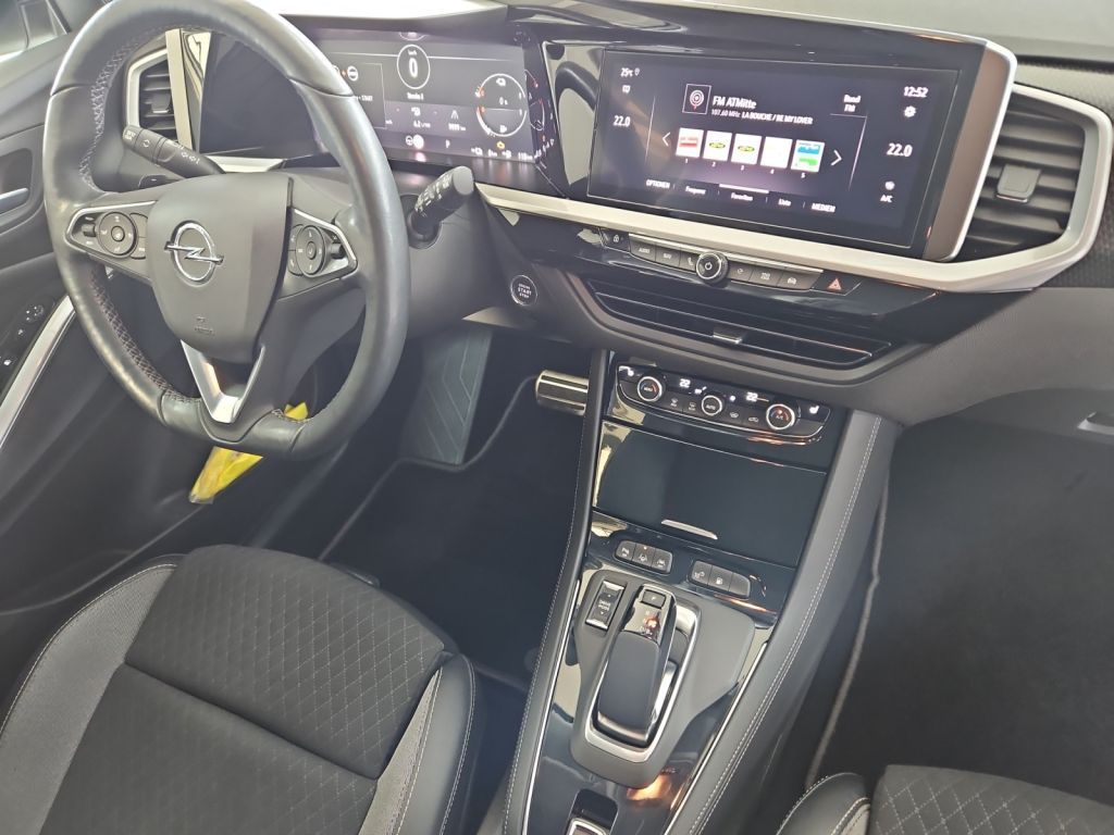 Fahrzeugabbildung Opel Grandland Plug-in-Hybrid 1.6 DI Automatik GS Lin