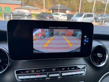 Mercedes-Benz V 250 AMG Paket*AHK*LED*Kamera*SH*Navi