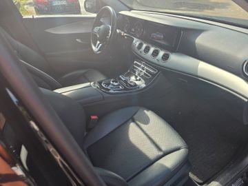 Mercedes E 300 - 4