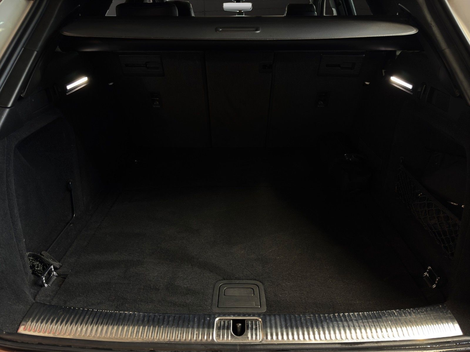 Fahrzeugabbildung Audi RS4 Avant *Pano*280km/h*B&O*HUD*Matrix*Ambiente+