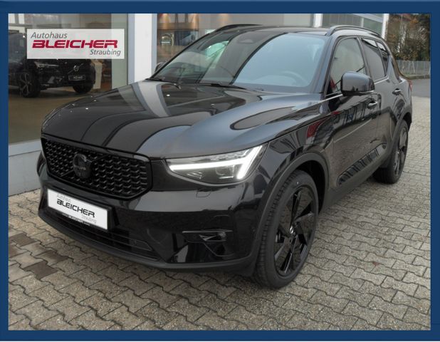 Volvo XC40 B4 Plus Black Edition | 360° | Pamora.