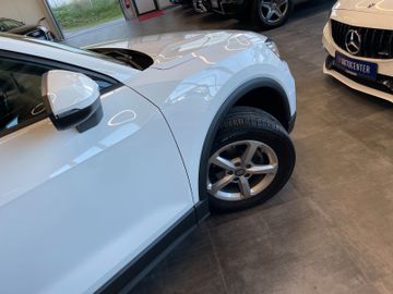 Audi Q2 35 TFSI *Virtuel*Xenon*Navi*Klima*