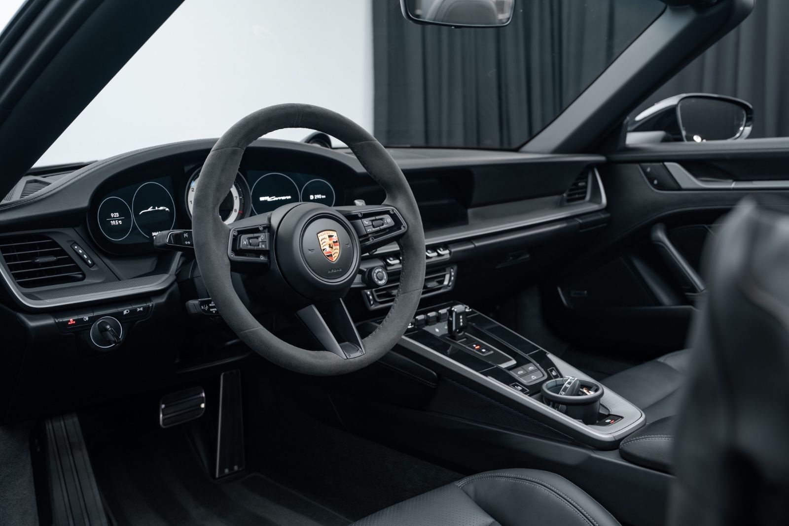 Fahrzeugabbildung Porsche 992 Carrera Cabriolet LIFT/BOSE/SPORTABGAS