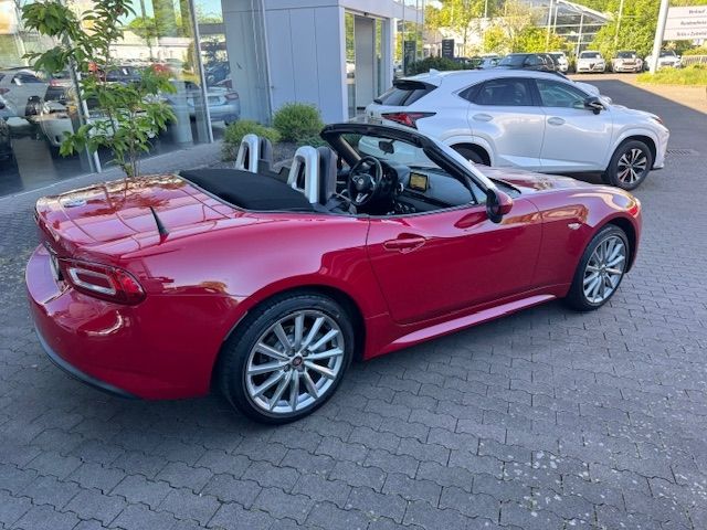 Fahrzeugabbildung Fiat 124 Spider Lusso KEYLESS NAV RFK SHZ DAB