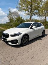 BMW 118i Sport Line, Leder, Panorama, Navi - BMW 118 mit Panoramadach