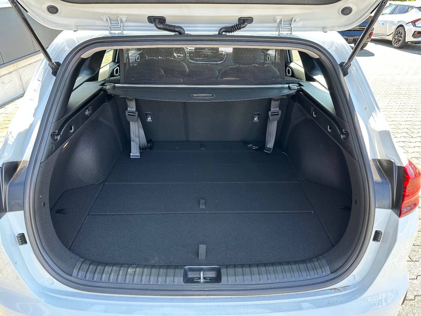 Fahrzeugabbildung Kia Ceed Sportswagon 1.5T 140PS DCT7 VISION KOMF+