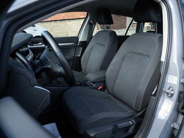 Golf VIII Variant Life TSI ACC NAV Lernkradhzg.