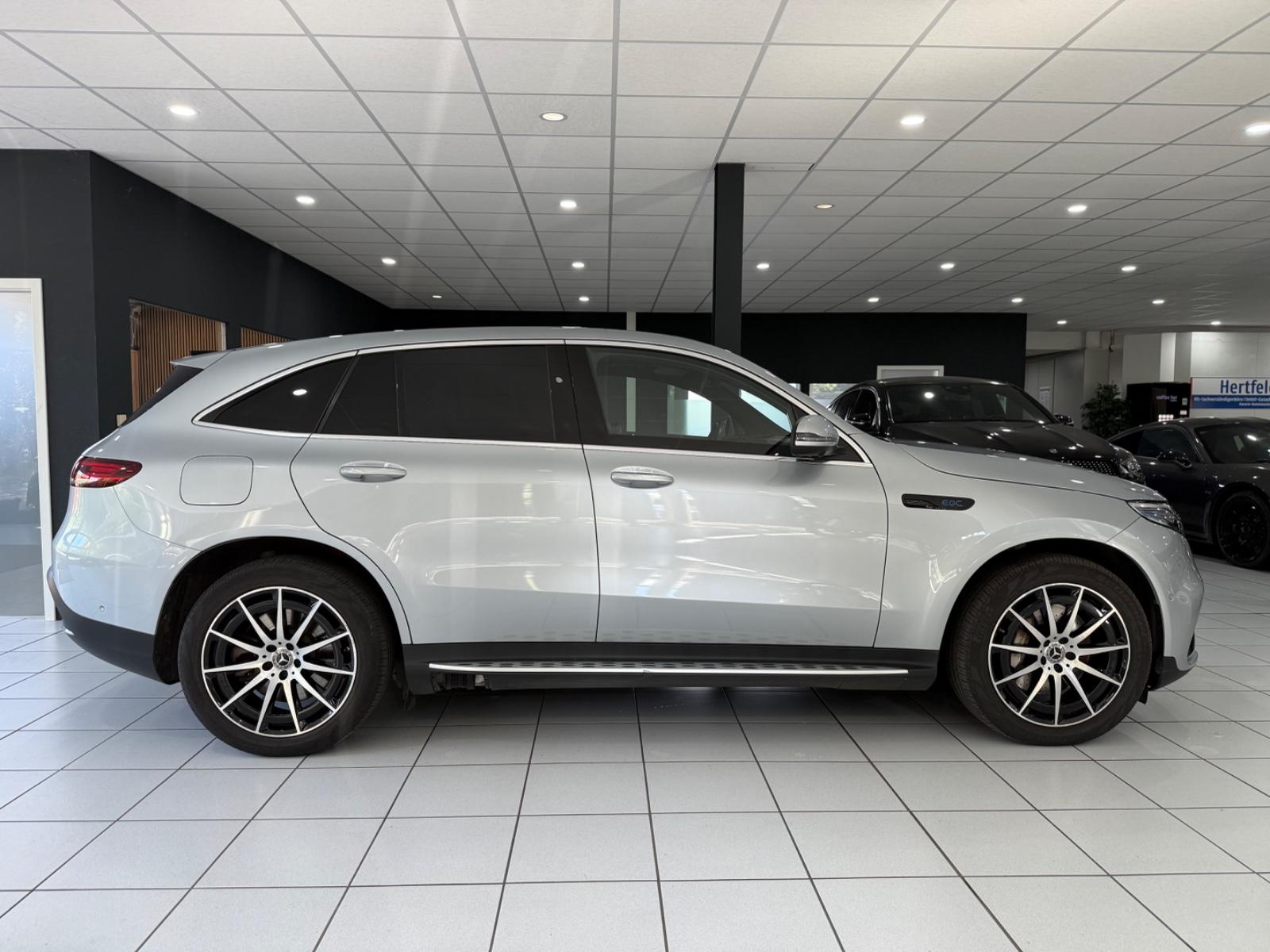 Mercedes-Benz EQC 400 4M*AMG*DISTRONIC*MEMORY*360*AHK*HEADUP*
