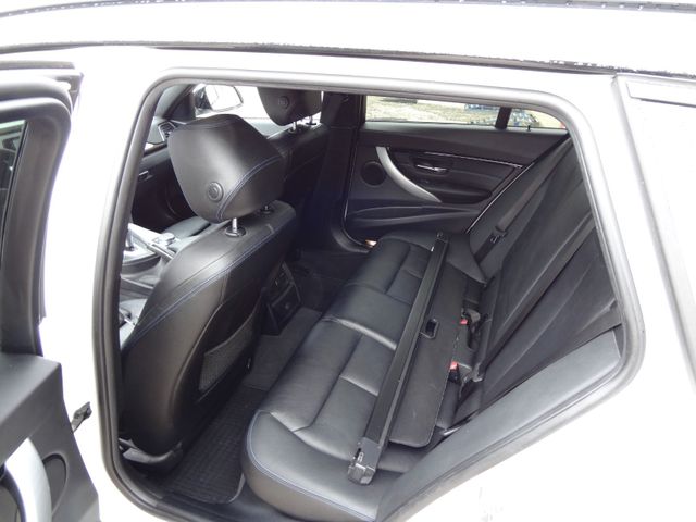 Fahrzeugabbildung BMW 320i xDrive M Sport Shadow/184PS/Navi/Leder/AHK/