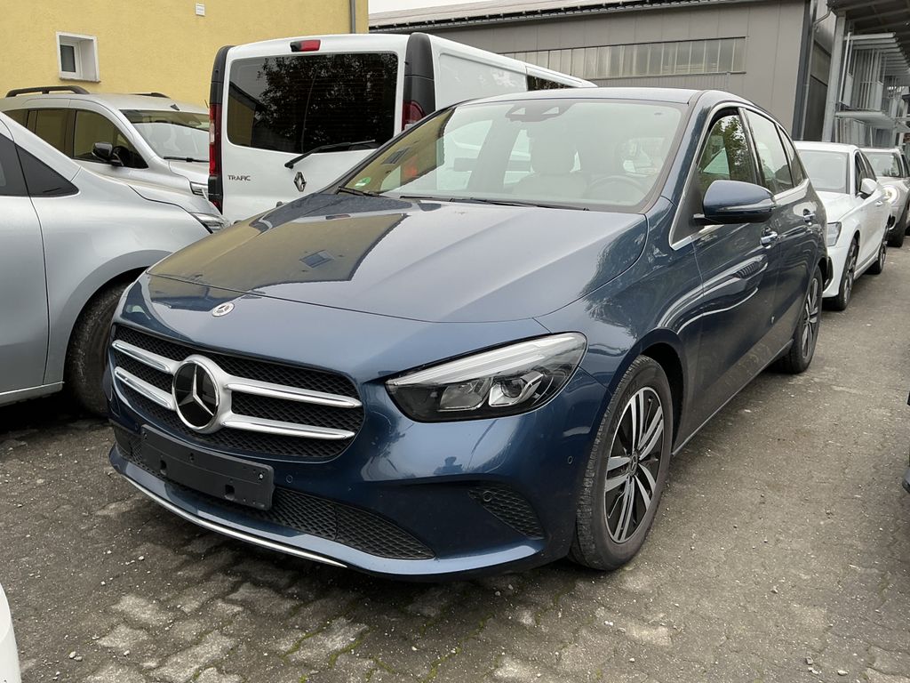 Image of Mercedes-Benz B 220