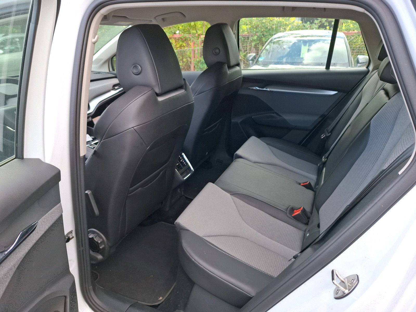 Skoda Enyaq 50 Loft+Kamera+Navi imagem 3