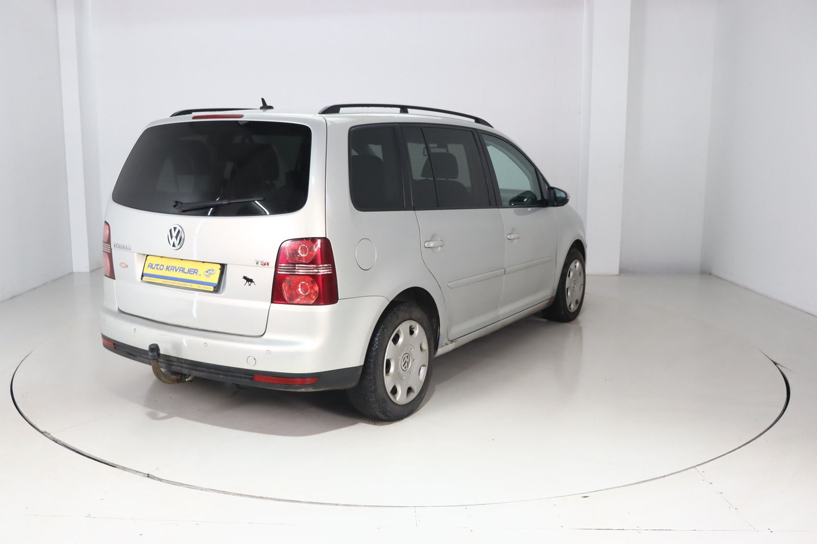 Fahrzeugabbildung Volkswagen Touran 1.4 TSI DSG 7- Sitzer * HU/AU 05.27