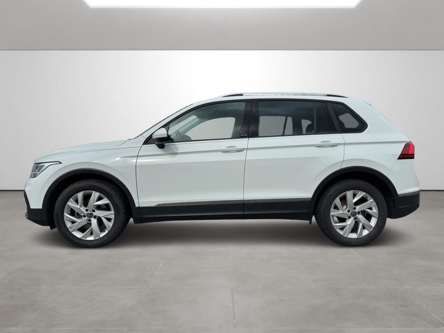 Tiguan 1.5 TSI "ACTIVE" *LED*NAVI*KAMERA*