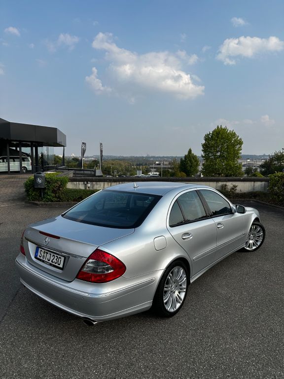 Image of Mercedes-Benz E 280