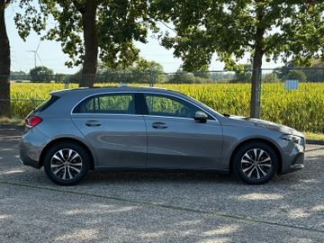 Mercedes A 180 - 9