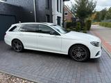 Mercedes-Benz E 350 d T Autom/ AMG line/Night-Paket/360°