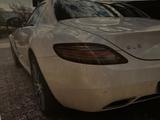 Mercedes-Benz SLS AMG 6.2 V8 -Perlmuttweiss mit roten Leder - Mercedes-Benz SLS AMG in Frankfurt (Main)
