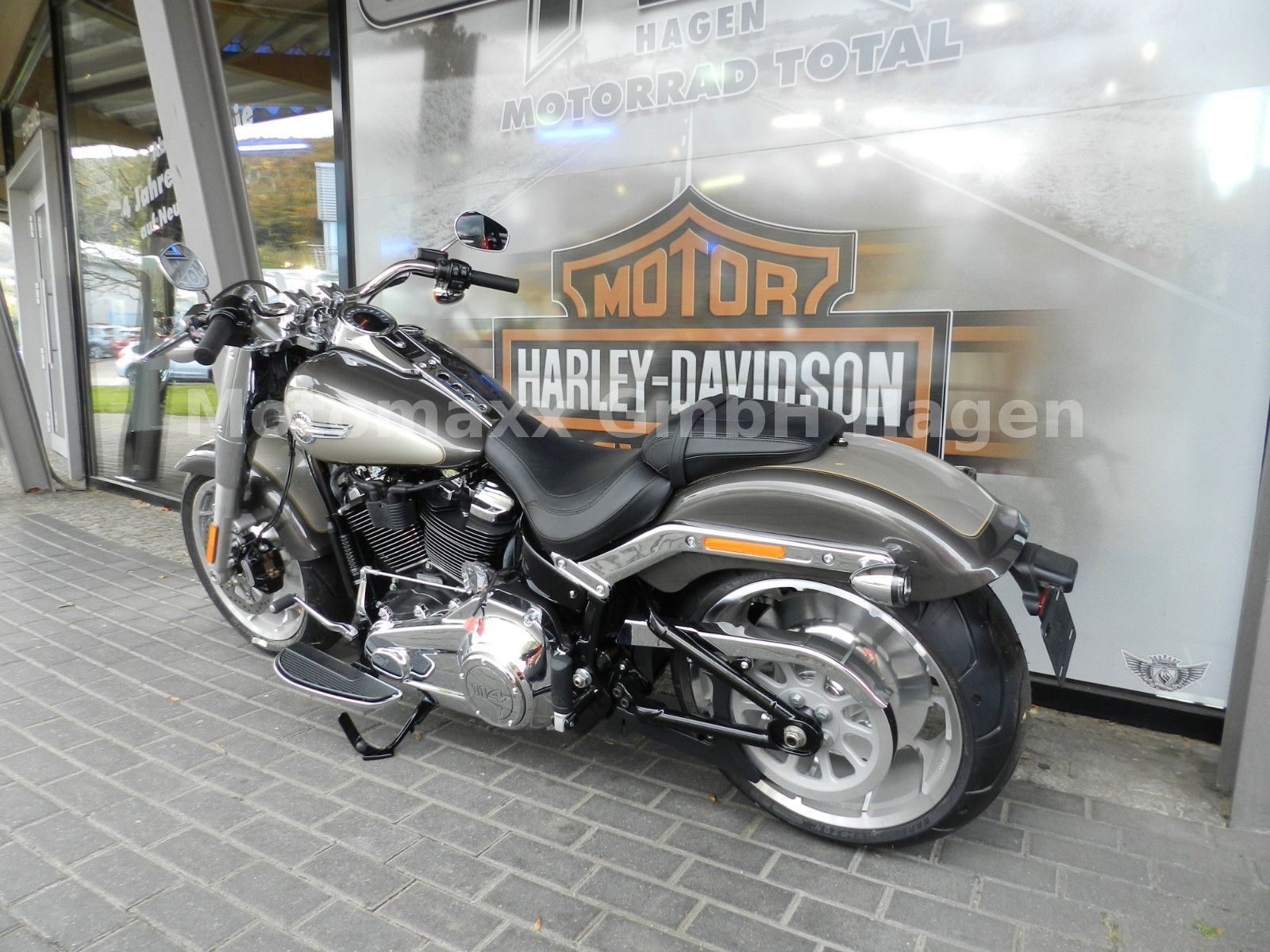 Fahrzeugabbildung Harley-Davidson Softail Fat Boy 114  MJ 23 Two-Tone
