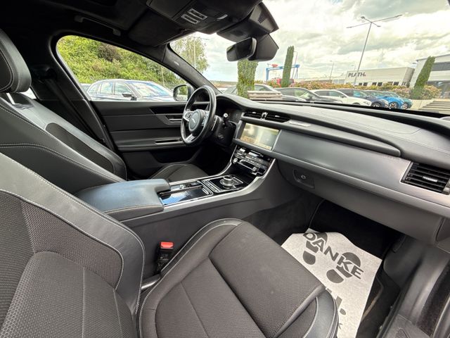 Jaguar XF R-Sport